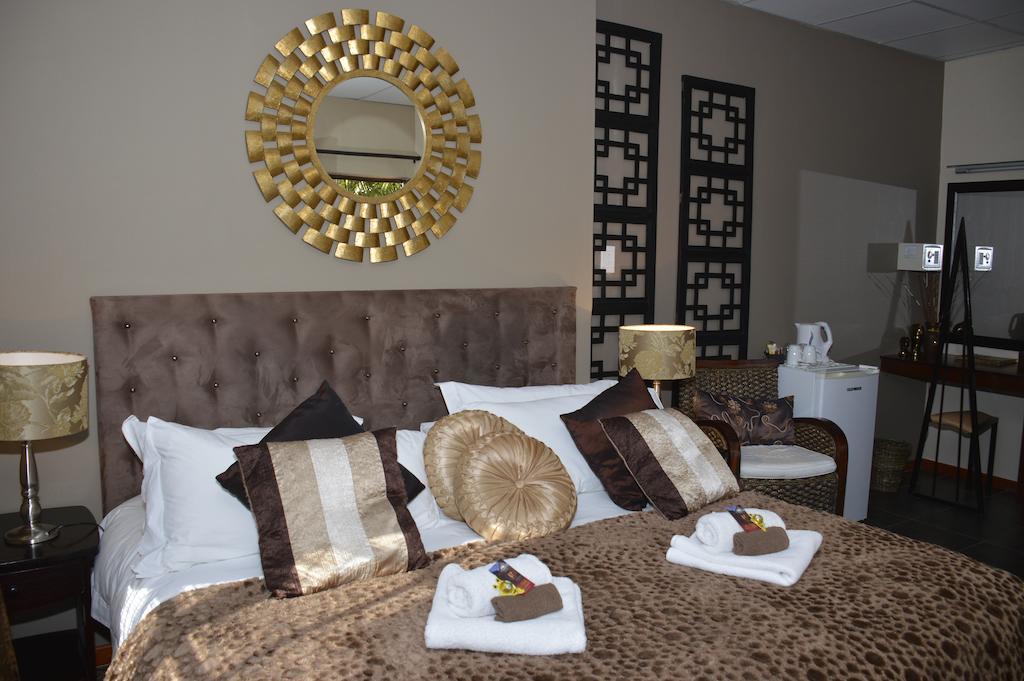 Two Bells Guest House Bloemfontein Quarto foto